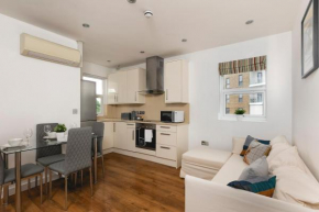 Skyvillion - Lovely 2-Bed Central London Apartment